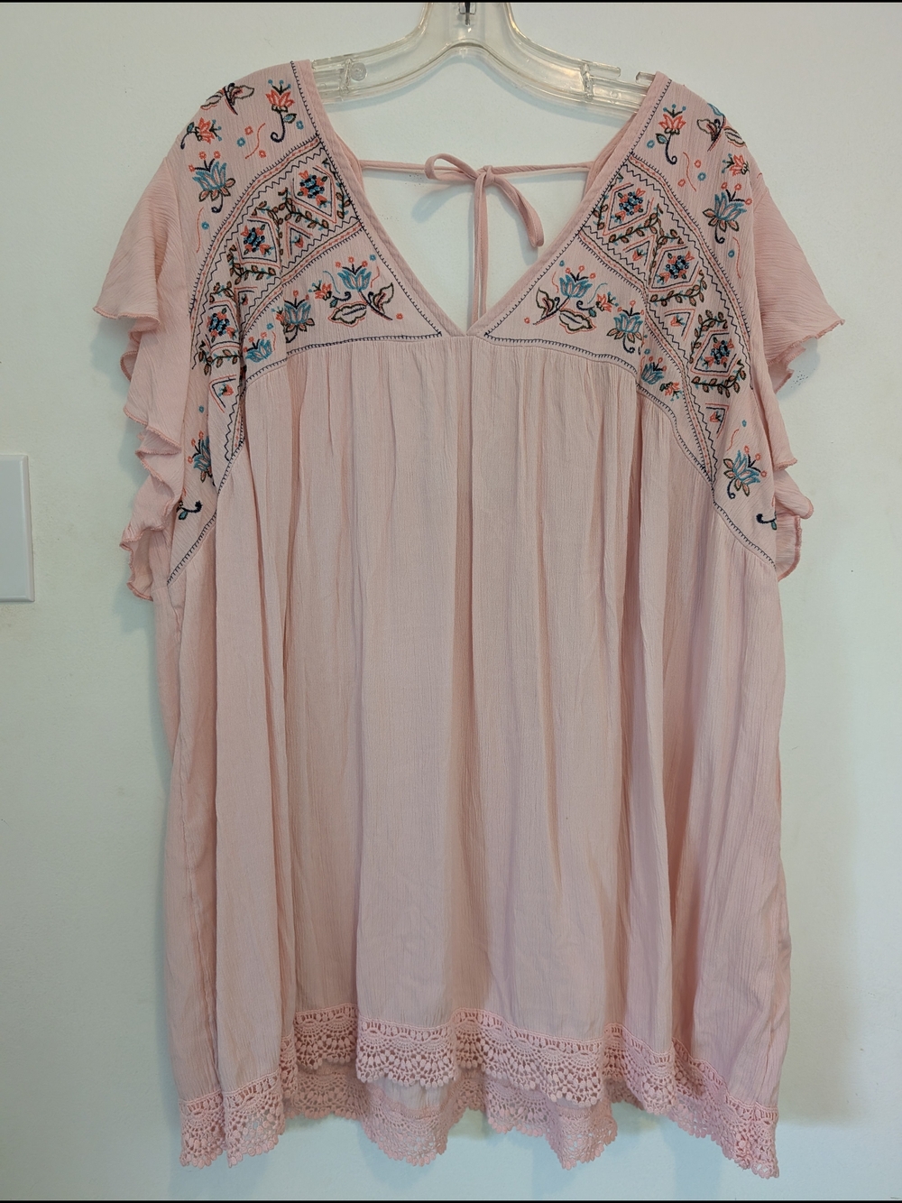 Embroidered Flutter-Sleeve Tunic in Pale Pink
